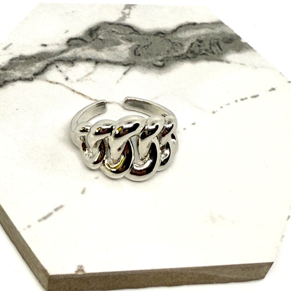 New Adjustable Elegant Silver Chain Ring - image 1